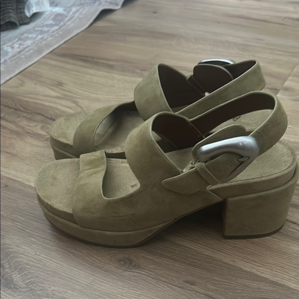Aerosoles Women's Olive Sandals
